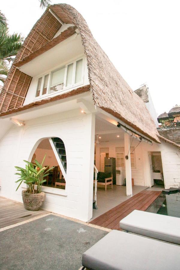 Villa olivia legian Seminyak  Ruang foto